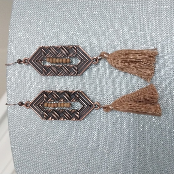 Set of 3 Ethnic Earrings. - Picture 4 of 6